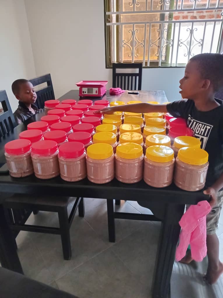 Groundnut paste jars
